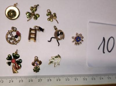 LOT 10 MARTISOARE VECHI foto