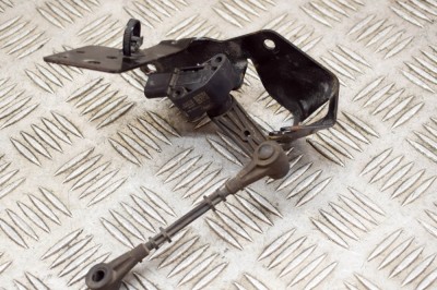 Senzor de nivel &amp;icirc;nălțime st&amp;acirc;nga spate LAND ROVER DISCOVERY V L462 2021 OEM: JPLA-3D026-BA,HPLA-3C301-BA | 14874906 foto