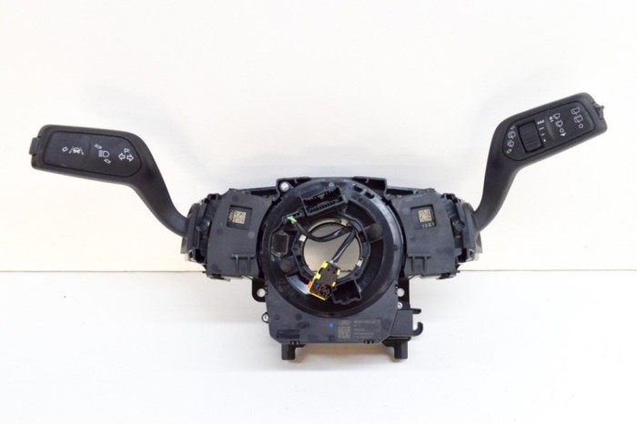 Maneta semnalizare ștergătoare FORD PUMA J2K, CF7 2022 OEM: H1BT-3F944-AK,GN15-14A664-AB,H1BT-14B522-BH 17221777