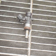 Injector de combustibil VW GOLF VII 5G1, BQ1, BE1, BE2 2016 OEM: 06L906031A,0280158266 11772337