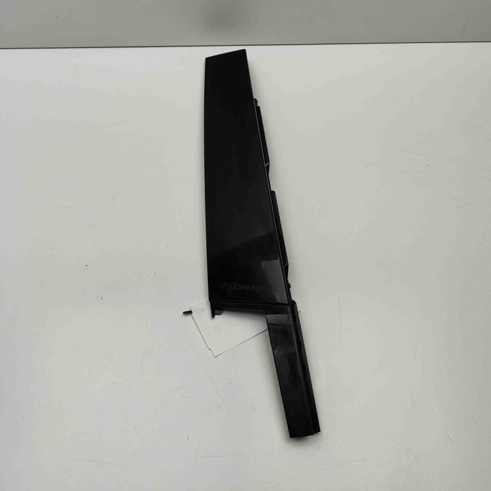 Ornament vertical ușă dreapta față VW T-ROC A11 2021 OEM: 2GA837902C 29046636