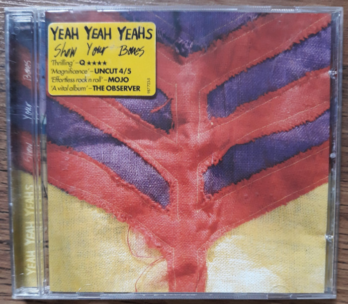 CD Yeah Yeah Yeahs &lrm;&ndash; Show Your Bones