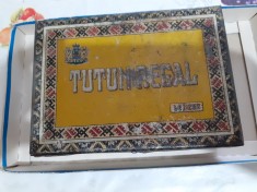 CUTIE DIN TABLA TUTUN REGAL LEI 250 GRAME