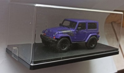 Macheta Jeep Wrangler 2017 Winter Edition - Greenlight 1/43 foto