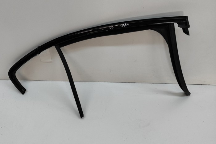 Bandou superior ușă dreapta spate ALFA ROMEO GIULIA 952_ 2023 OEM: 50562015 28337990