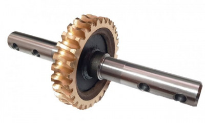 Pinion din bronz cu ax pentru motosapa / motocultor Robix 1:28 foto