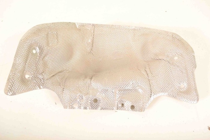 Protecție termică AUDI A8 D4 4H_ 2014 OEM: 4H0825621E