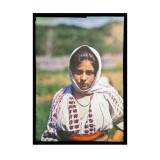 Țărancă cu basma, autocromie realizată de arh. Victor Ștefănescu, in perioada 1908 - 1911