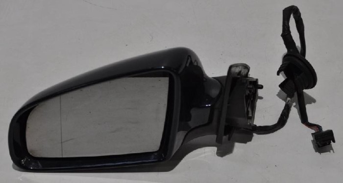 Oglinda laterală st&acirc;nga AUDI A3 8P1 2004 1551288