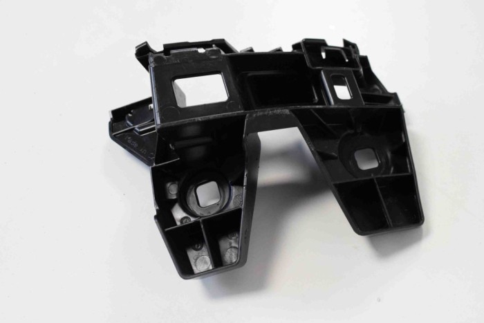 Suport bara de protecție dreapta spate VW PASSAT Variant B8 3G5 2015 OEM: 3G9807484 10008994