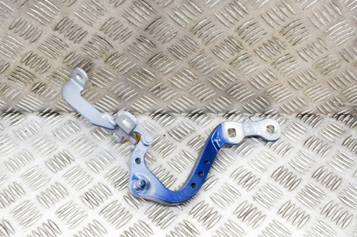 Balama haion st&acirc;nga BMW iX3 G08 2021 OEM: 7397315 21327366