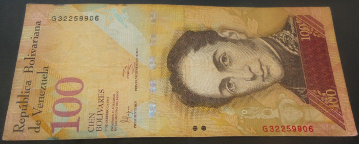 Bancnota exotica 100 BOLIVARES - VENEZUELA, anul 2011 * Cod 499 - circulata