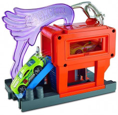 Set De Jucarii Hot Wheels City Downtown Speedy Fuel Stop Playset foto