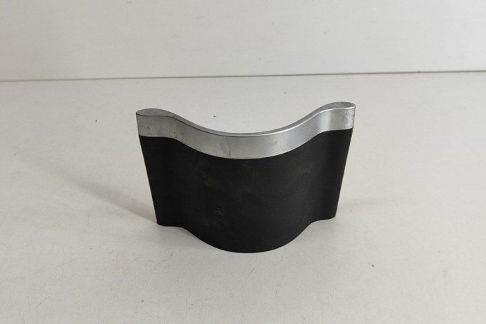 Suport de pahar TESLA MODEL X 2017 OEM: 1058082-00-C 25806879