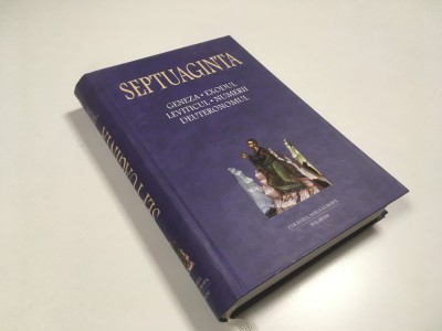 SEPTUAGINTA VOL.1 GENEZA, EXODUL, LEVITICUL, NUMERII, DEUTERONOMUL. EDITIA POLIROM 2004 foto