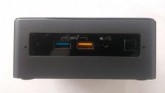 mini pc intel nuc i3 8109u foto