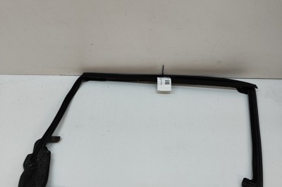 Bandou superior ușă dreapta spate LAND ROVER RANGE ROVER SPORT II L494 2018 OEM: LR099670,FK6M-250A20-AC 30493309 foto