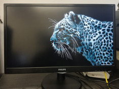 Monitor LED Philips 243V5QSBA 24 inch, Full HD,VGA, DVI, black. foto