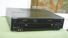 Video recorder combo VHS / Video Hi8 Sony SLV-T2000 stereo Hi-Fi