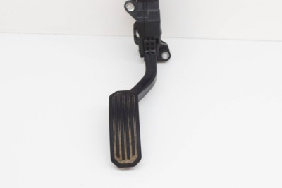 Pedala de accelerație LEXUS RX _L1_ 2009 OEM: 198800-7190,78110-33020,08L27B00110 11469173 foto