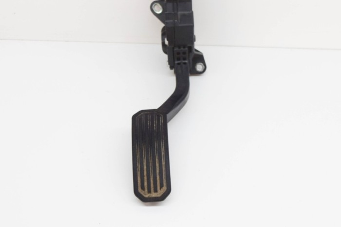 Pedala de accelerație LEXUS RX _L1_ 2009 OEM: 198800-7190,78110-33020,08L27B00110 11469173