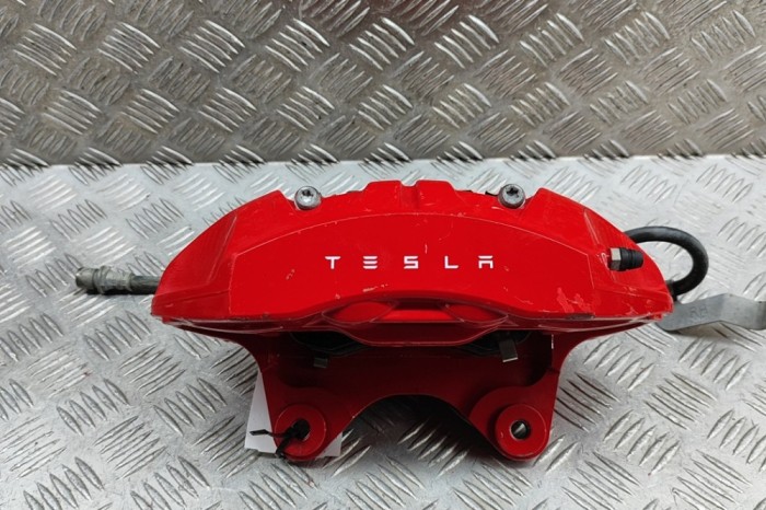 Etrier de fr&acirc;nă dreapta față TESLA MODEL Y 2022 OEM: 1188622-00-D 29858431