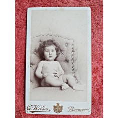 Fotografie tip CDV, copil mic, dezbracat, inceput de secol XX