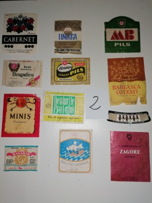 LOT ETICHETE VECHI VIN , BERE , SUC foto