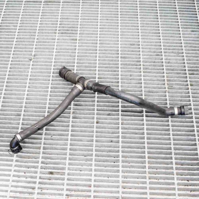 Furtun BMW 7 E65, E66, E67 2006 OEM: 2249461