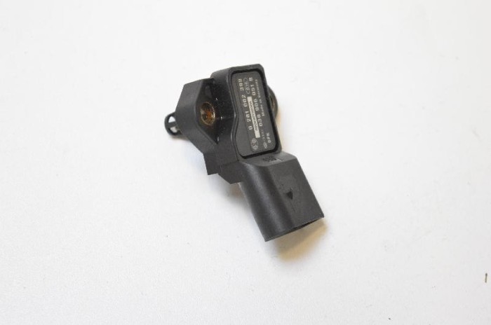 Senzor MAP VW TOURAN 1T1, 1T2 2009 OEM: 038906051B,0281002399 2626429