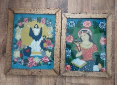 Lot 2 icoane vechi pe glaja (pictura pe sticla), Invierea Domnului, Maica Domnului, pictura naiva, rama lemn aurita