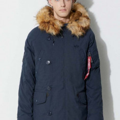 Alpha Industries geacă Explorer bărbați, culoarea bleumarin, de iarnă 193128.07-navy