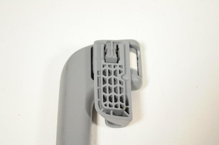 M&acirc;ner plafon st&acirc;nga spate AUDI A3 Limousine 8VS, 8VM 2018 OEM: 8V0857607 | 3249750