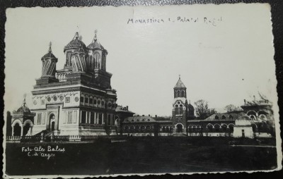 Carte postala, Curtea de Arges, Manastirea si Palatul Regal, perioada interbelica foto