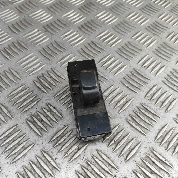 Buton geam ușă dreapta spate ISUZU D-MAX I TFR, TFS 2009 OEM: 8-97403-893-0 | 32052176