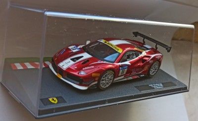 Macheta Ferrari 488 Challenge 2017 - Bburago/Altaya 1/43 foto