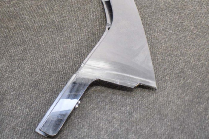 Ornament vertical ușă st&acirc;nga spate VOLVO V40 Hatchback 2016 OEM: 31391187 | 10948862