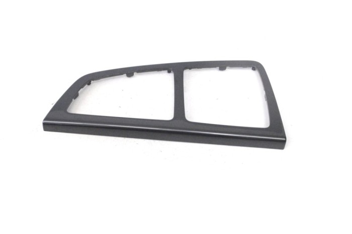 Ornament consola centrală AUDI Q7 4M 2016 OEM: 4M2863321K 15403154