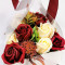 Aranjament cu flori de sapun in cutie cadou Alba, 15?15 cm