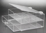 Cutie acrilica pentru bijuterii cu compartimente si sertare de diferite dimensiuni