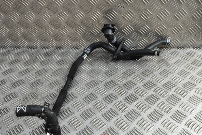 Furtun de lichid de răcire AUDI Q8 E-TRON Sportback 2024 OEM: 4KR122109H,4KR819332B 31155869
