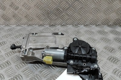 Motor soft close haion MERCEDES-BENZ EQC 2022 OEM: A0999064703,0390204178 | 27853459 foto