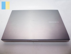 Laptop Samsung NP300V3A CPU Intel Core i7 foto