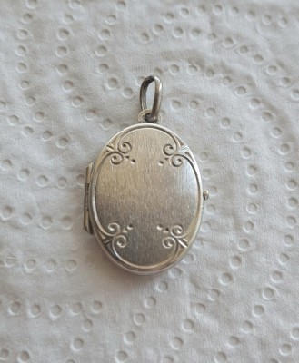 Medalion elegant din argint 925 foto