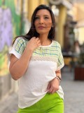 Bluza dama alba din bumbac cu broderie verde