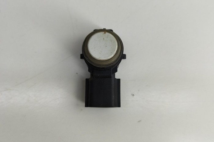 Senzor de parcare spate RENAULT CLIO IV BH_ 2013 OEM: 253A48868R,0263023666 29403904