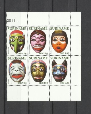 SURINAM 2011 MASTI foto
