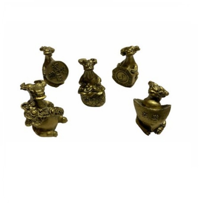 Set de 5 bivoli din rasina 4,5 cm