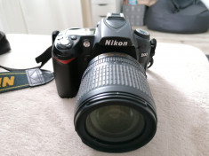 Aparat foto Nikon D90 cu obiectiv foto