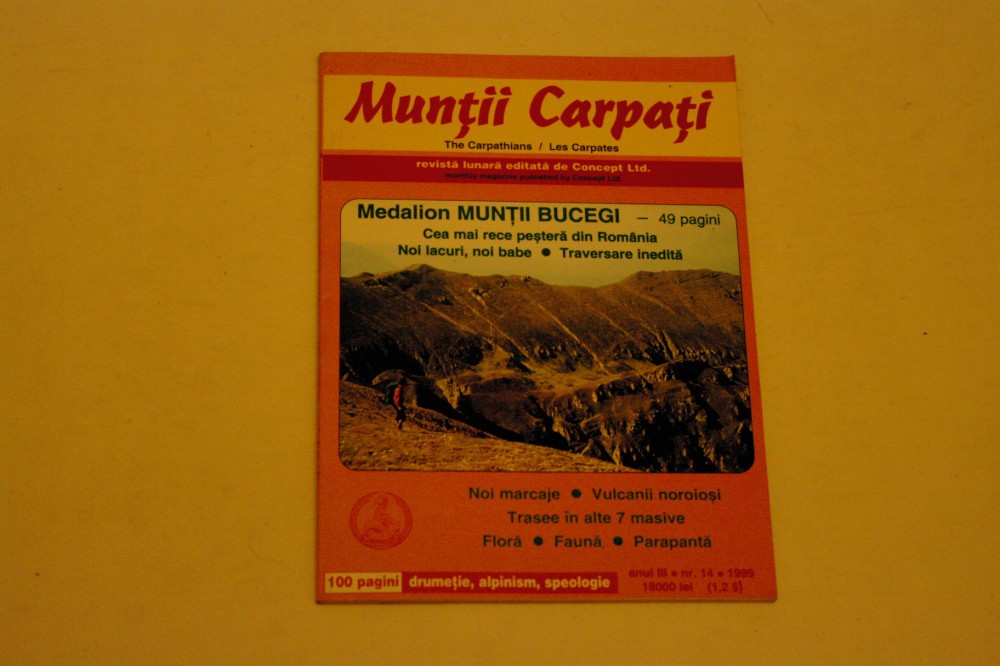 Revista Muntii Carpati nr. 14 - Medalion Muntii Bucegi | arhiva Okazii.ro